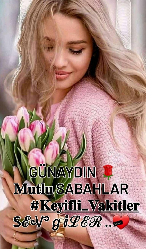 Девушка с тюльпанами