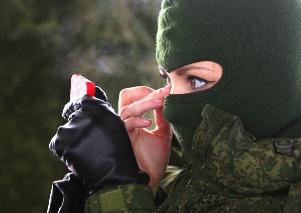 Военный и девушка