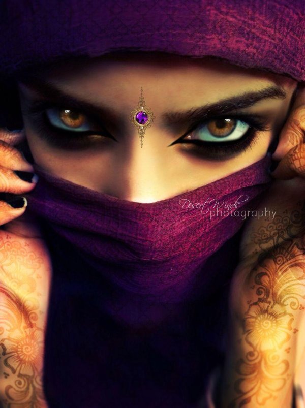 С арабскими девушками