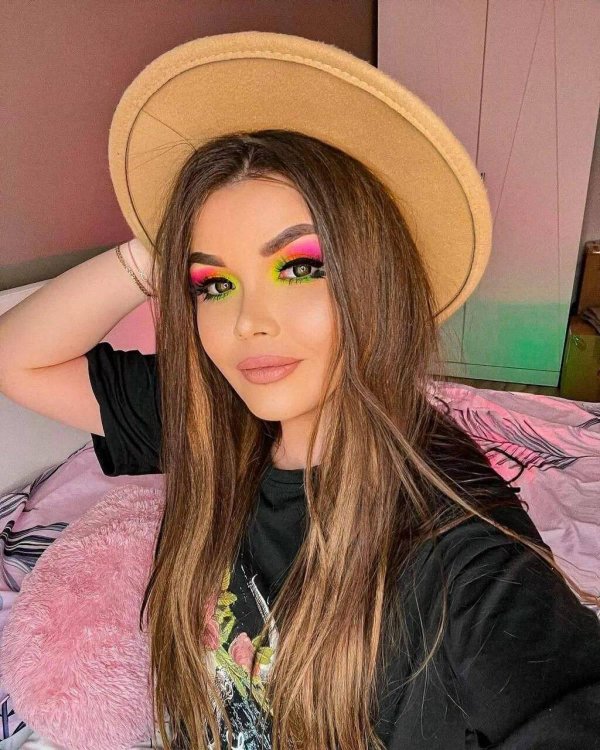 Лена самая девушка на земле