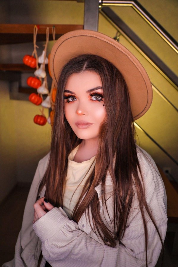 Лена самая девушка на земле