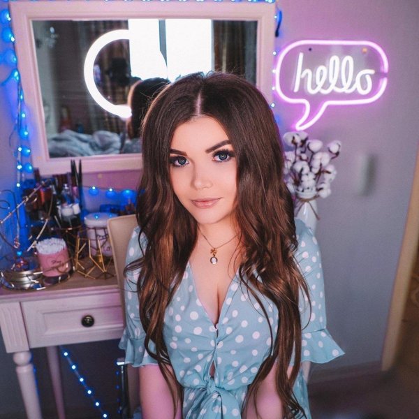 Лена самая девушка на земле