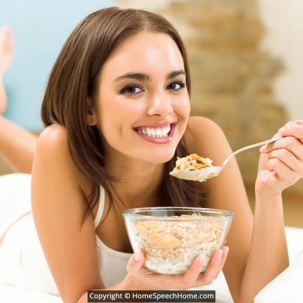 Девушка есть