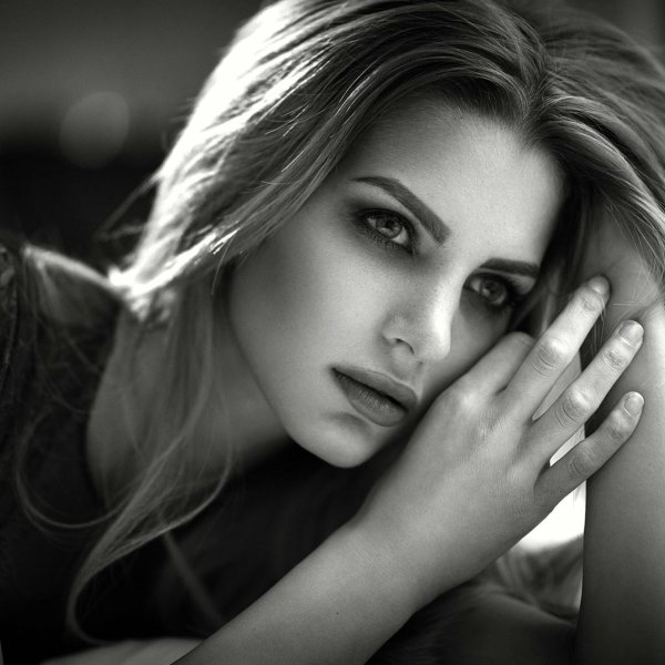 Безумно девушка