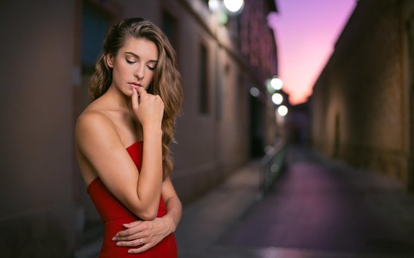 Вечер девушка