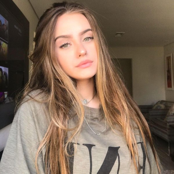 Девушка подросток