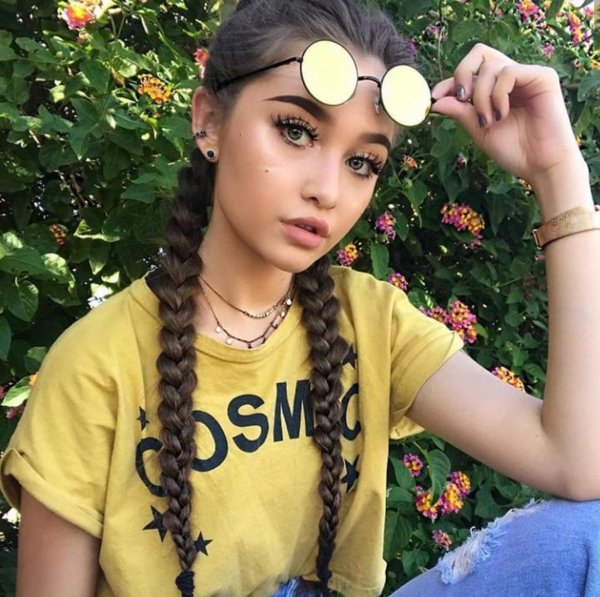 Девушка подросток