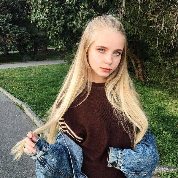 Девушка подросток