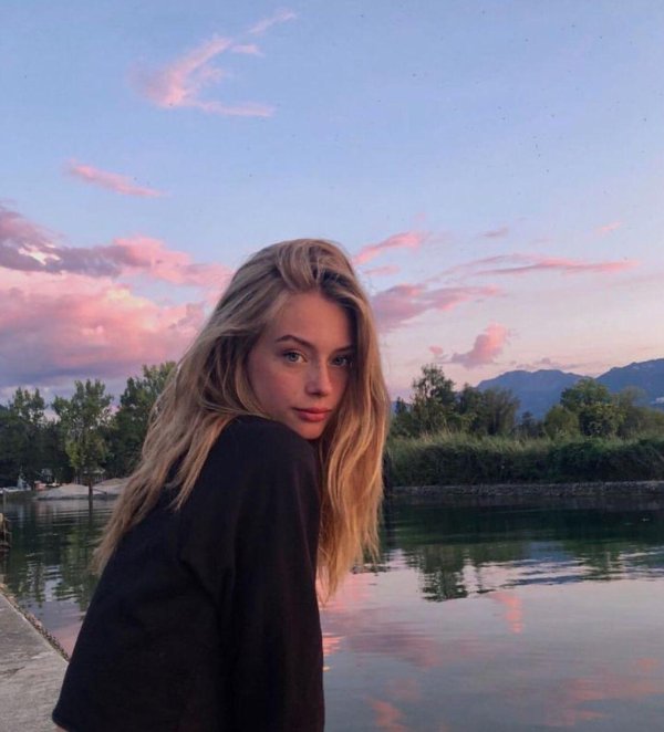 Девушка подросток