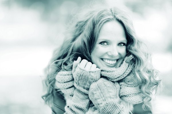 Веселая девушка