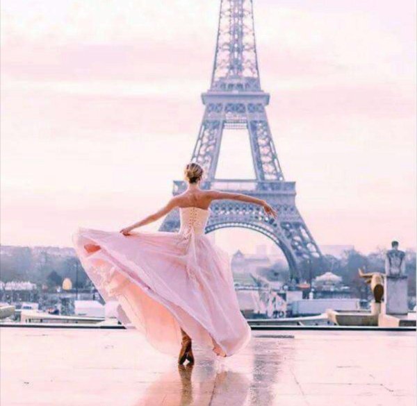 Париж девушка