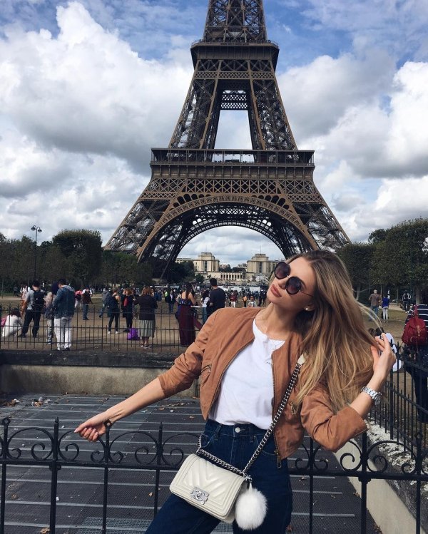 Париж девушка