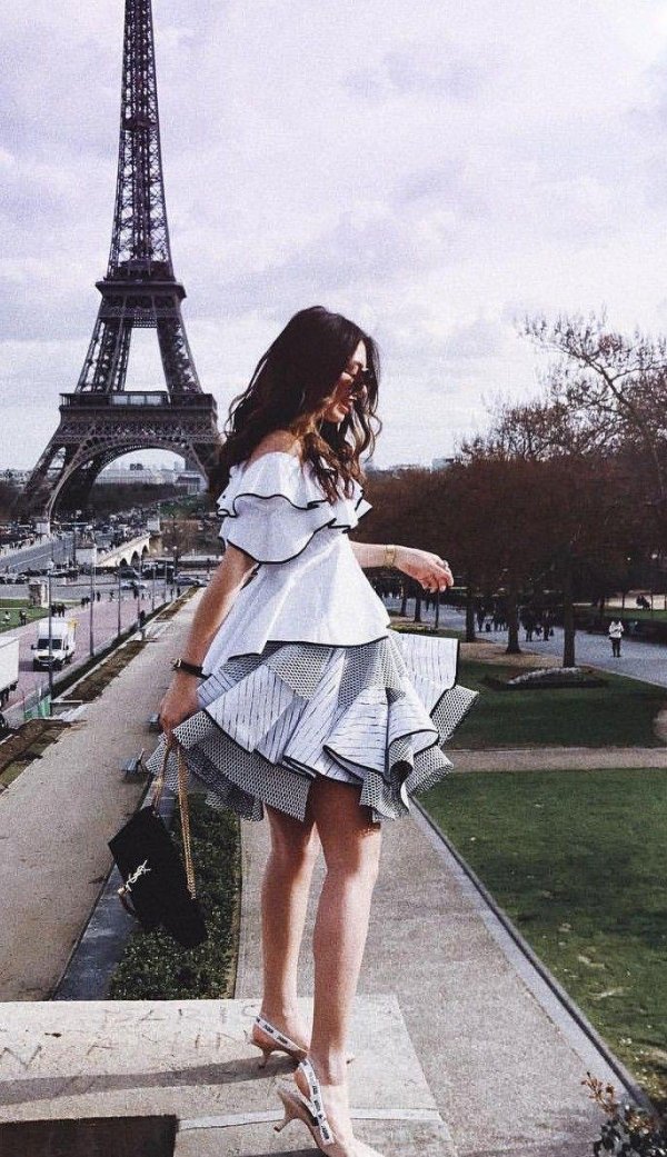 Париж девушка