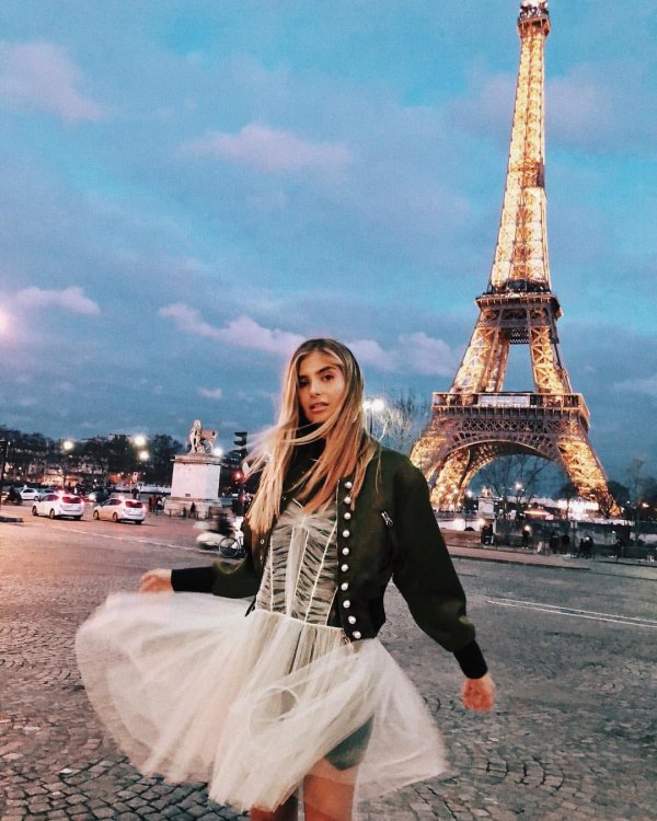 Париж девушка