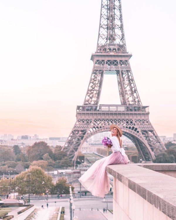 Париж девушка