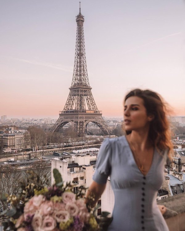 Париж девушка