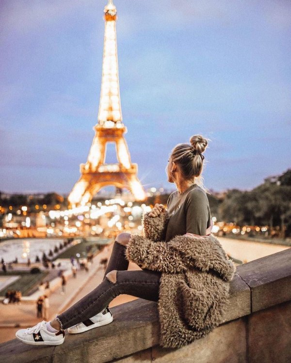 Париж девушка