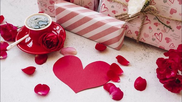 кофе с лепестками роз