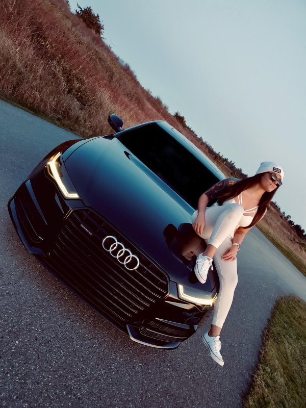 Машины с девушками