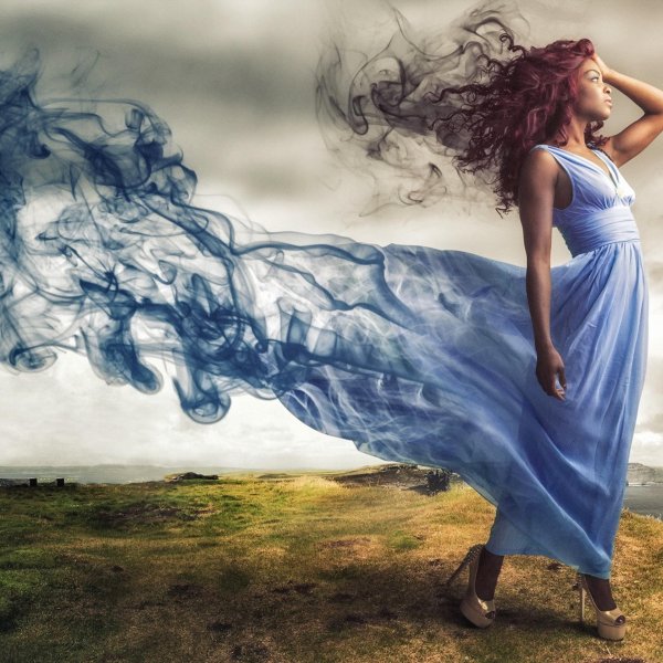 Девушка и ветер