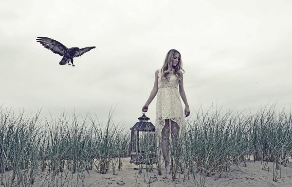 Девушка и ветер