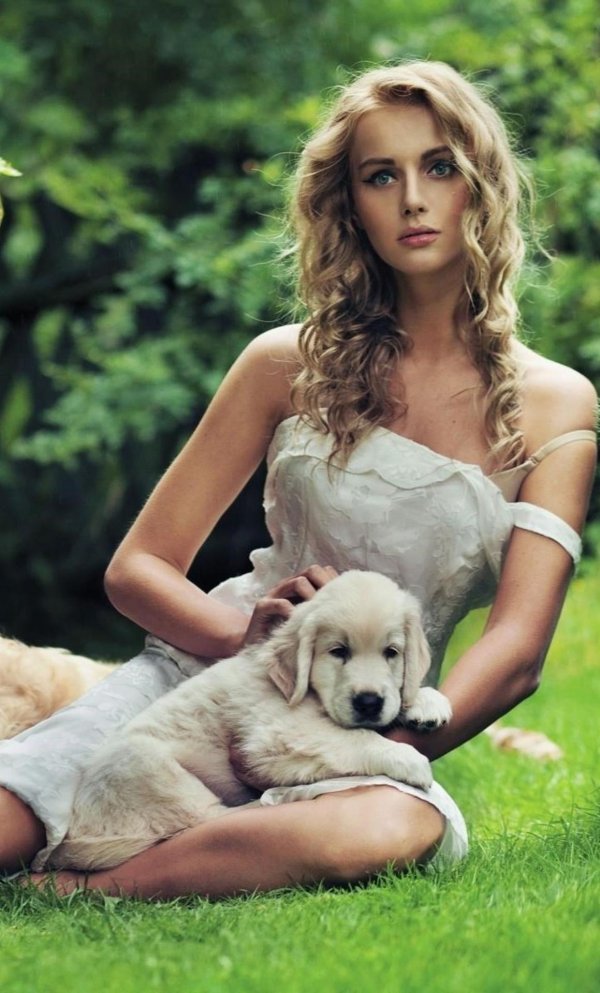 Девушка с животными