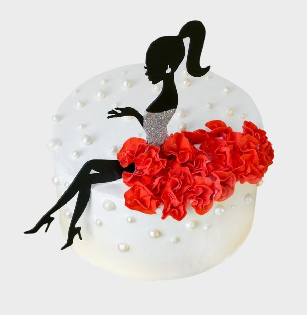 Девушка на торт