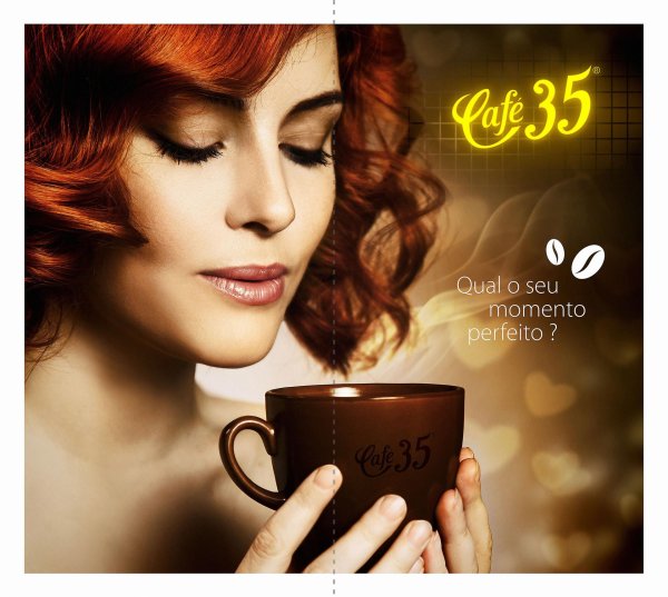 Девушка с кофе