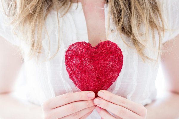 Девушка с сердцем