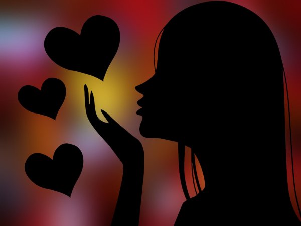 Девушка с сердцем