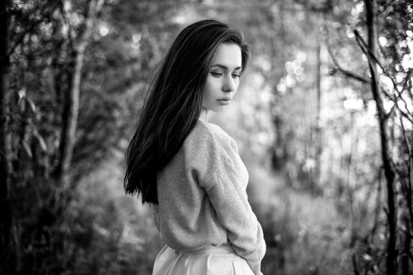 Черно белые с девушками