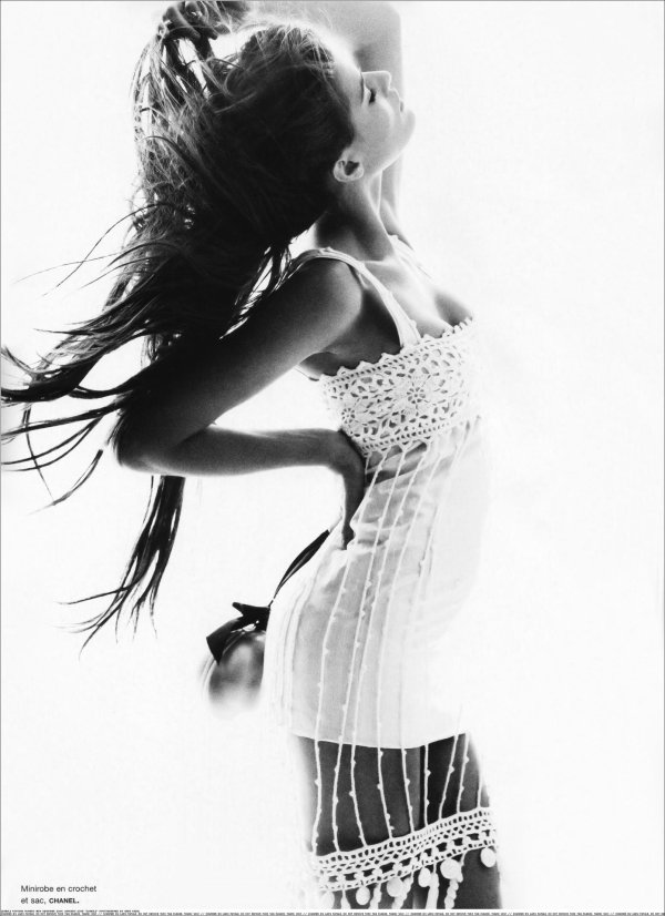 Черно белые с девушками