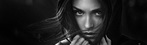 Черно белые с девушками