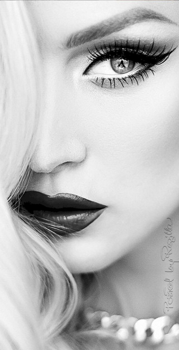 Черно белые с девушками