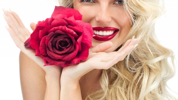 женщина с розами