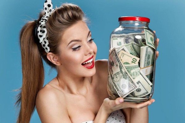 С деньгами и девушками
