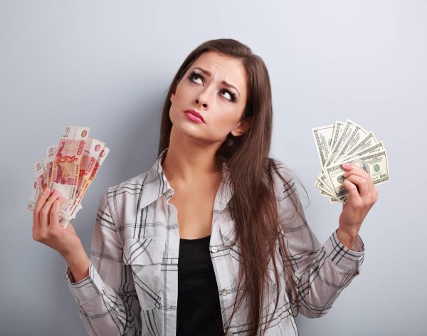 С деньгами и девушками