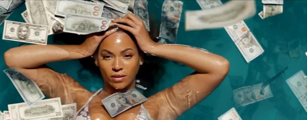 С деньгами и девушками