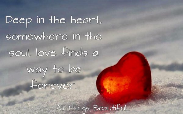 Девушка скучает по парню