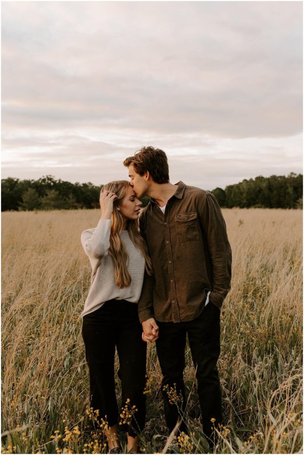 Парень и девушка вместе