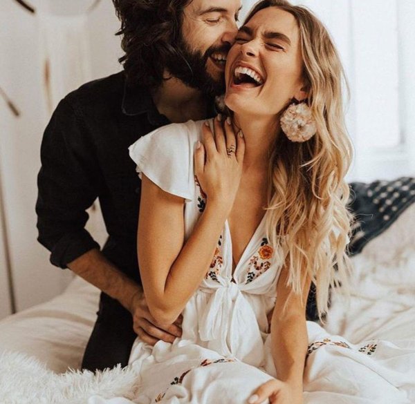 Парень и девушка вместе