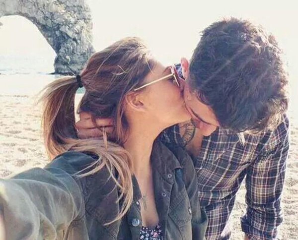 Парень и девушка вместе