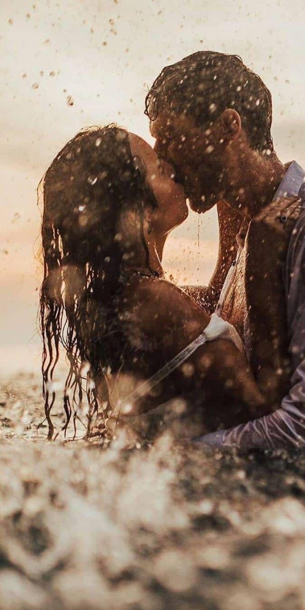 Парень и девушка вместе