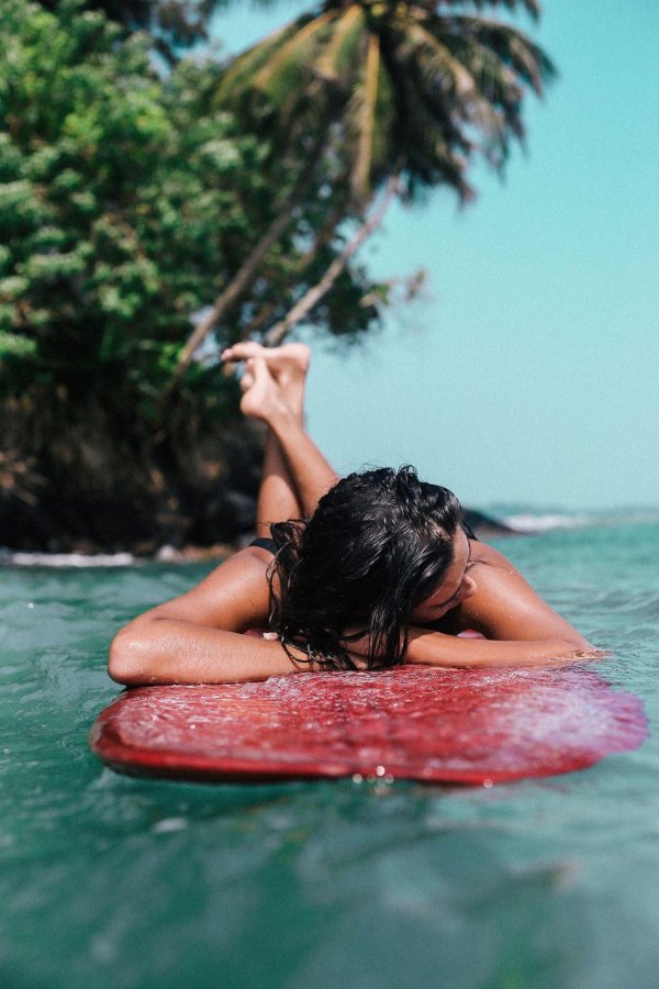 С моря с девушками