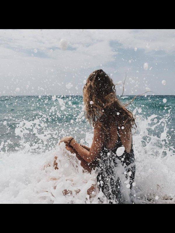 С моря с девушками