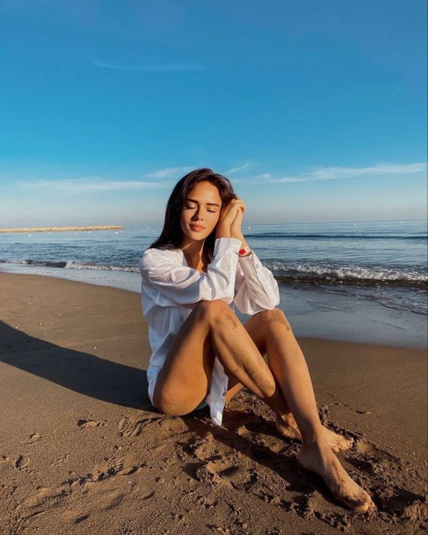 С моря с девушками