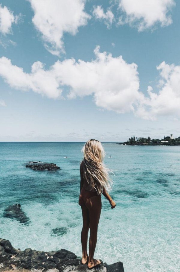 С моря с девушками