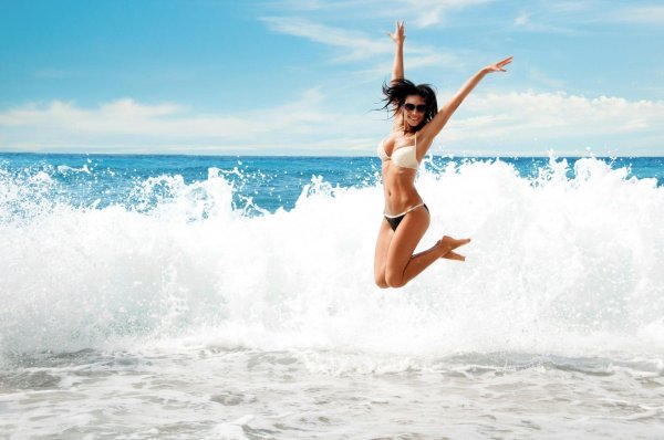 С моря с девушками