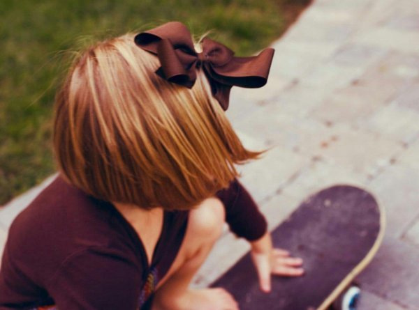 На аву девушка с каре