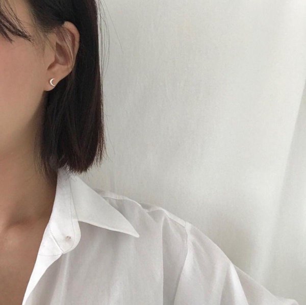 На аву девушка с каре